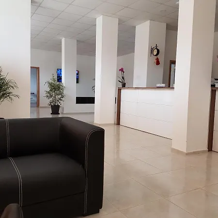 Pansion Storgozia Ξενοδοχείο με διαμερίσματα Πλέβεν