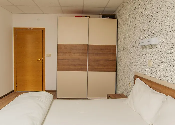 Lejlighedshotel Pansion Storgozia